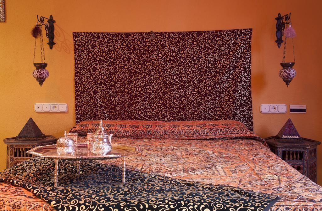Hotel Tematico Costa Del Sol Torremolinos Buitenkant foto